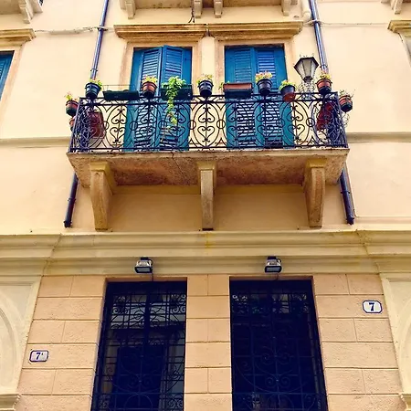 Apartment Writer's